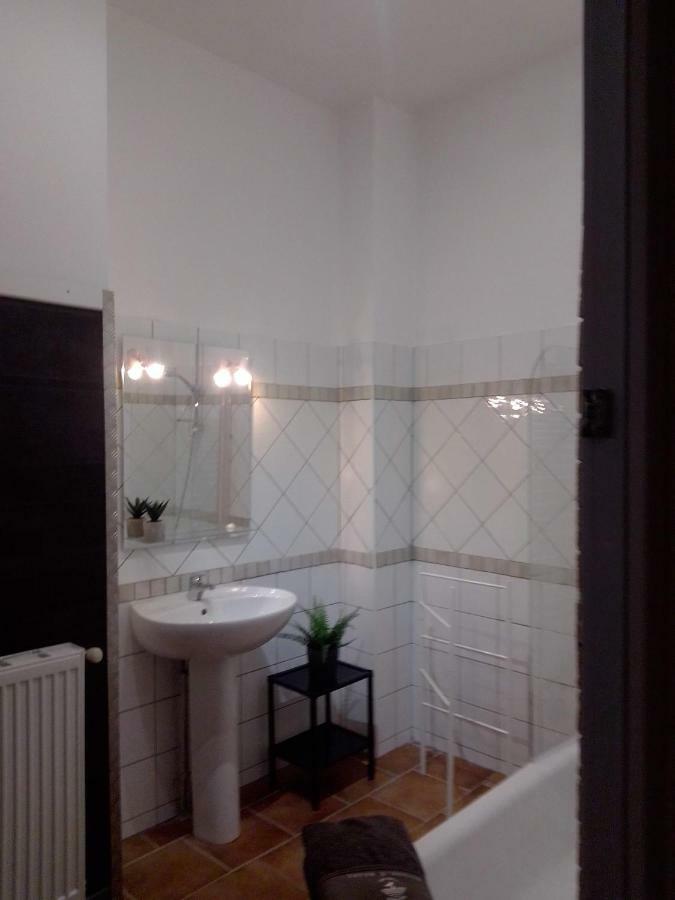 Un Trésor En Bastide : 4/6 Couchages